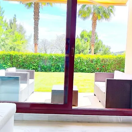 Valentina Estepona