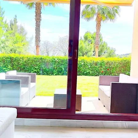 Valentina Estepona